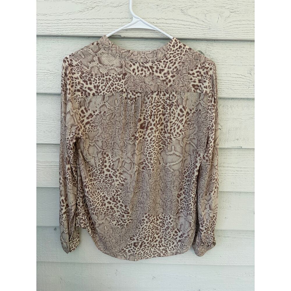 Olivaceous Sheer Animal Print Blouse Size Small Boho Snake Leopard Top - Picture 8 of 8